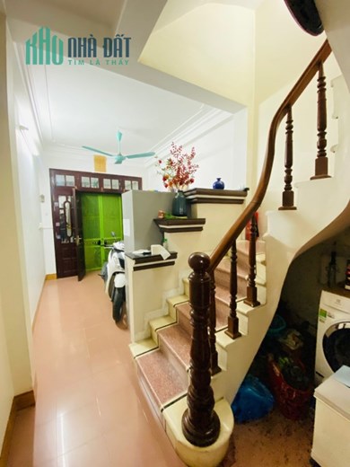 BÁN NHÀ NGUYỄN CHÍ THANH, 37M2, 5 TẦNG, GẦN OTO, 6.35 TỶ.