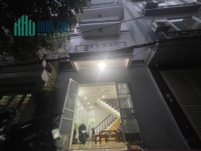 Hiếm- Lạc Long Quân- 50m x 5T- 15m oto-thang máy- nhỉnh 7 tỷ