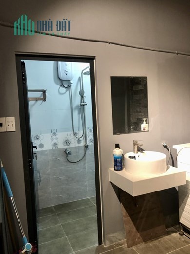 Gấp!!!Nhà Phần Mềm Quang Trung 10x20m, đường 7m, chỉ 4,7 tỷ. 0398177139