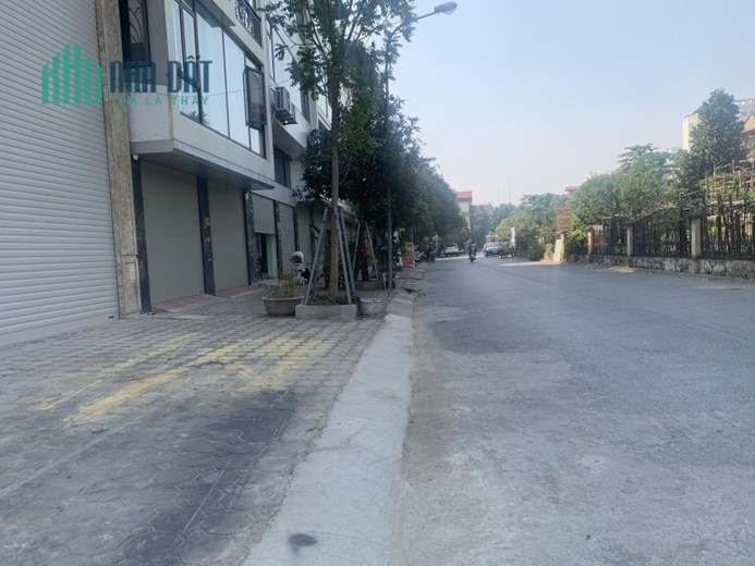 Bán Nhà Sài Đồng Long Biên , 58M x 3T , Ô Tô Tránh , Vỉa Hè , Kinh Doanh . Giá 6.3 Tỷ