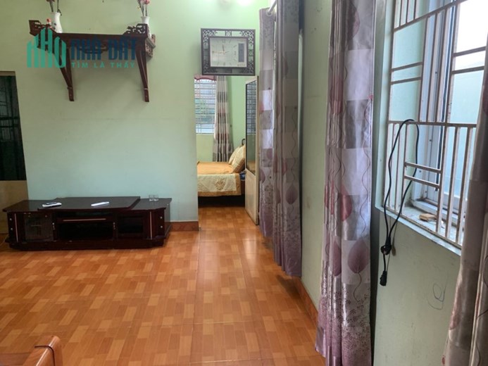Cho thuê nhà Phạm Văn Đồng, 40m2 - 2 ngủ,  ban công thoáng mát 5tr/th 0966931622.