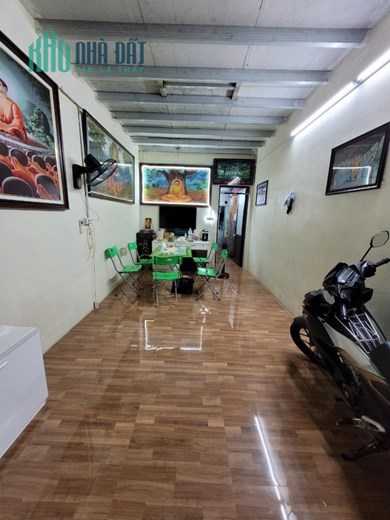 AI THÍCH GIÁ RẺ GỌI E NGAY
Ngọc Lâm 68mv  2 tầng  giá 3.8 tỷ