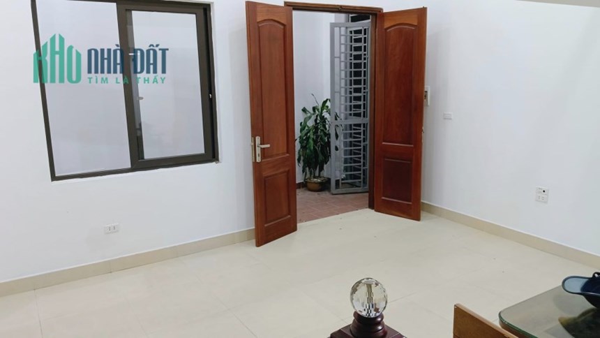 Bán nhà Gia Quất 40m x 4 tầng giá hơn 2 tỷ