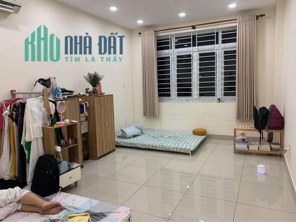 Mình tìm 1 bạn nữ ở ghép với em gái sinh viên năm cuối, phòng trong nhà nguyên căn.