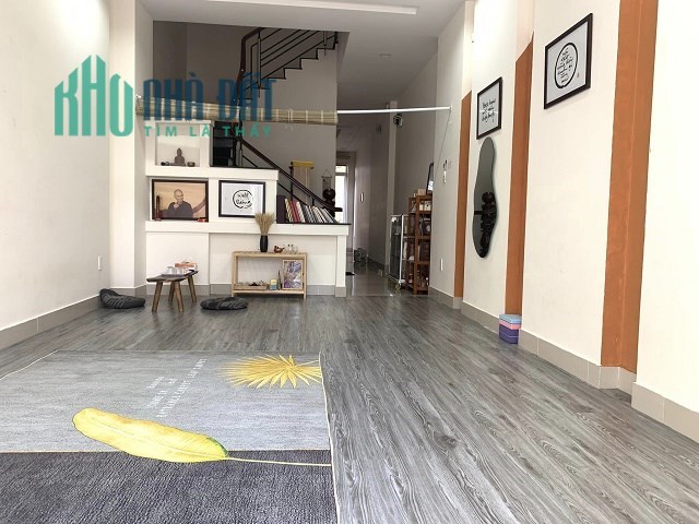 Mình tìm 1 bạn nữ ở ghép với em gái sinh viên năm cuối, phòng trong nhà nguyên căn.