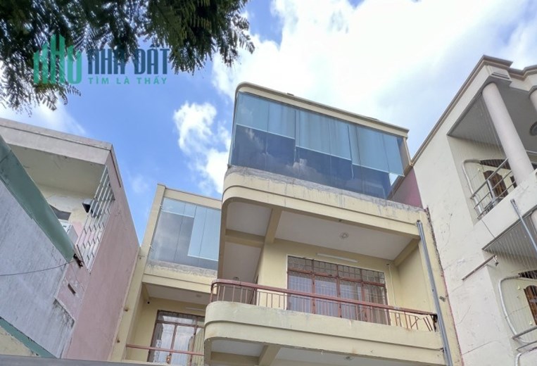 Bán Nhà Mặt Tiền Tân Hương Giáp Lũy Bán Bích , Tân Thành, Tân Phú, 8m x 18.5m, Chỉ 30 Tỷ