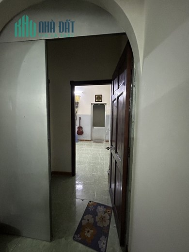 Phòng 20m2, nhà vệ sinh rộng, đi 2p đến trường ĐH Văn Lang CS3
