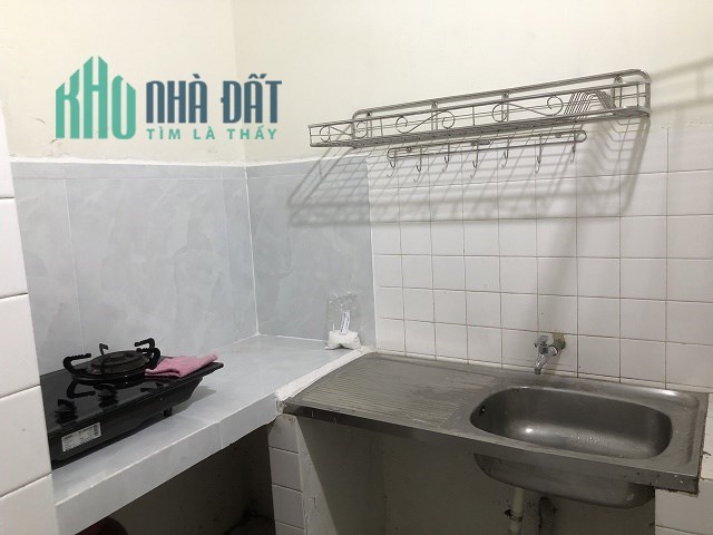 Chính chủ cho thuê Căn hộ khép kín, 307 Lê Văn Sỹ, P1, quận Tân Bình