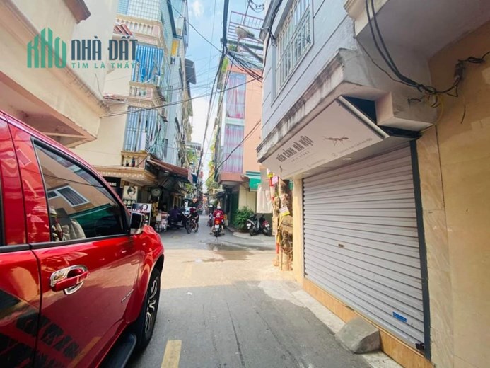 Bán nhanh nhà Mặt ngõ 147/2 Tân Mai, Hoàng Mai ngõ thông DT 39m × 5T Ô Tô tránh vào nhà hơn 4 tỷ