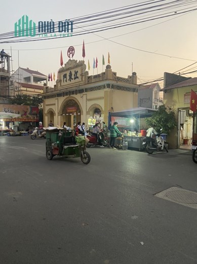 Bán nhanh 52m2 đất sát ngay chợ và hồ Giang xá. vị trí cực đẹp giá công khai 3,5 tỷ alo em ngay đi