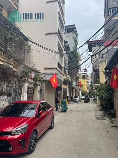 BÁN LUÔN NHÀ ngõ 250 Tân Mai, KD online ngõ thông DT 40/44m2 × 4T Ô Tô đỗ cửa hởn 4 tỷ