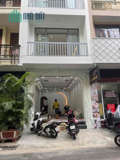 Nhà đẹp MTKD gần Phan Xích Long, 4 tầng 8PN