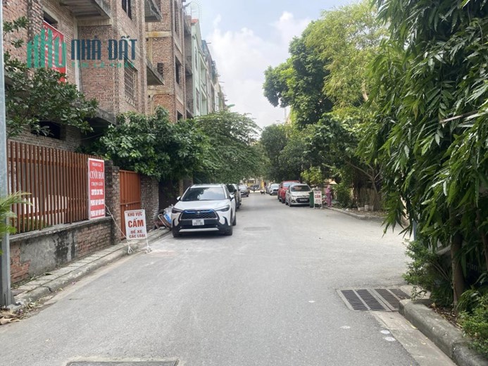 BÁN NHÀ LIỀN KỀ QUẬN HAI BÀ TRƯNG, PHỐ TRƯƠNG ĐỊNH, AN SINH CAO CẤP. 92M X 5T. GIÁ 13.5 TỶ