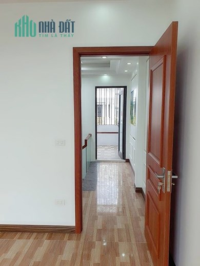 Bán nhà xây mới khu TĐC Sao Sáng, 40m 4 tầng GIÁ 4.15 tỉ vị trí đẹp