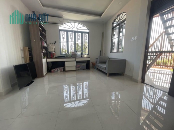 Bán Nhà Mặt Tiền Đường Số Hiệp Bình Chánh 45m2 2 Tầng Hoàn Công 4.8 Tỷ