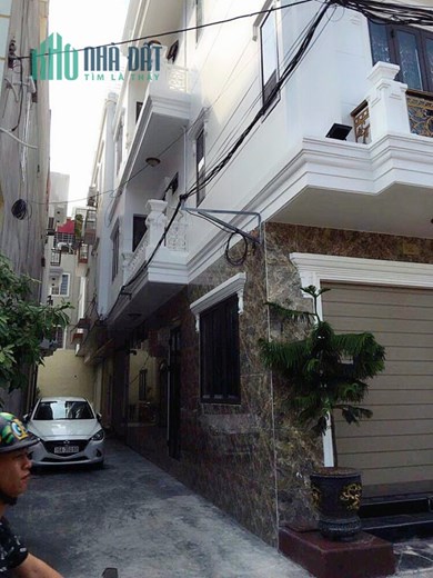 Bán nhà mặt ngõ thông Kiều Sơn, 50m 4 tầng lô góc GIÁ 4.6 tỉ ô.tô qua lại
