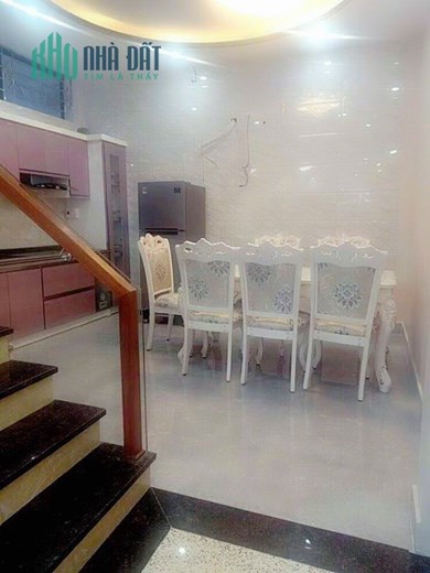 Bán nhà mặt ngõ thông Kiều Sơn, 50m 4 tầng lô góc GIÁ 4.6 tỉ ô.tô qua lại