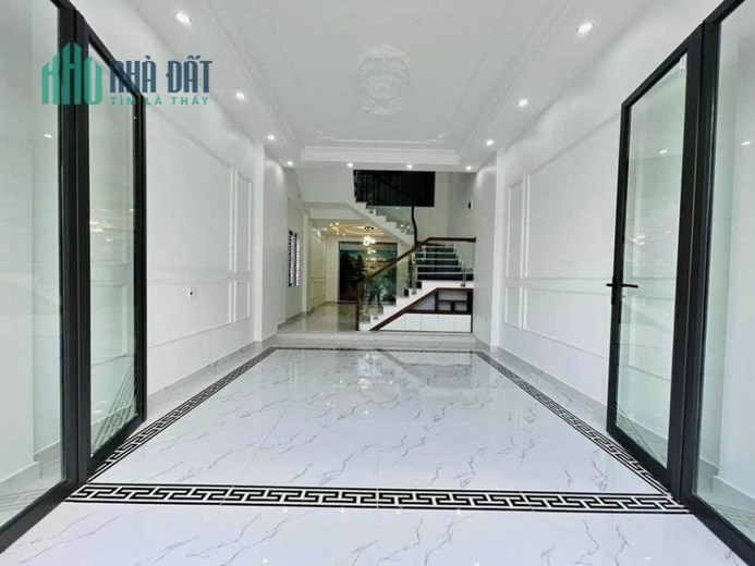Bán nhà mặt đường Kiều Sơn - Văn Cao, 57m 4 tầng GIÁ 5 tỉ, mới tinh