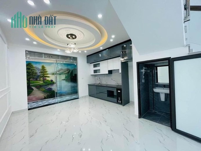 Bán nhà mặt đường Kiều Sơn - Văn Cao, 57m 4 tầng GIÁ 5 tỉ, mới tinh