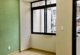 Nhà đẹp MTKD Vân Côi - 2 lầu 18 triệu