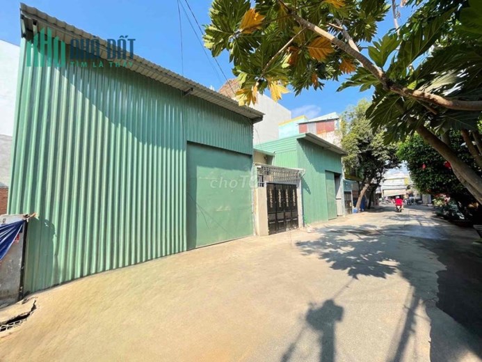 Kho 140m2 MT đường Phạm Văn Bạch - 17 tr/th