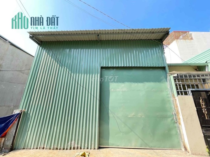 Kho 140m2 MT đường Phạm Văn Bạch - 17 tr/th