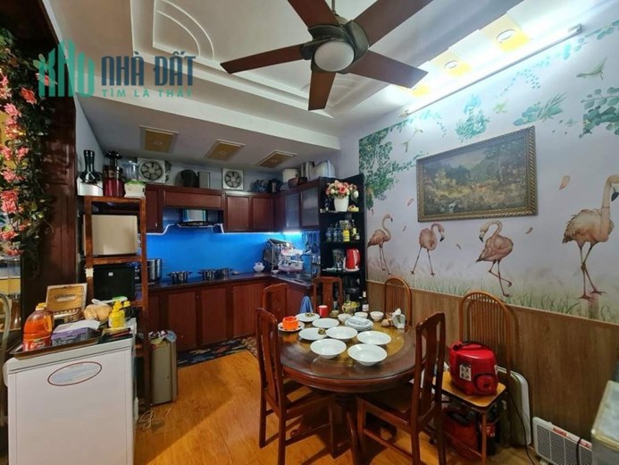 Bán nhà Trường Chinh quận Đống Đa  60m 4 tầng ngõ thông kinh doanh ô tô đỗ nhỉnh 7 tỷ  lh 0975124520