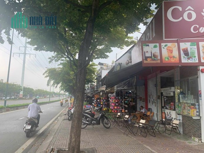 bán nhà mặt tiền phạm văn đồng, giá rẻ, 6,4x9, 60m2, vị trí xây dựng cao tầng