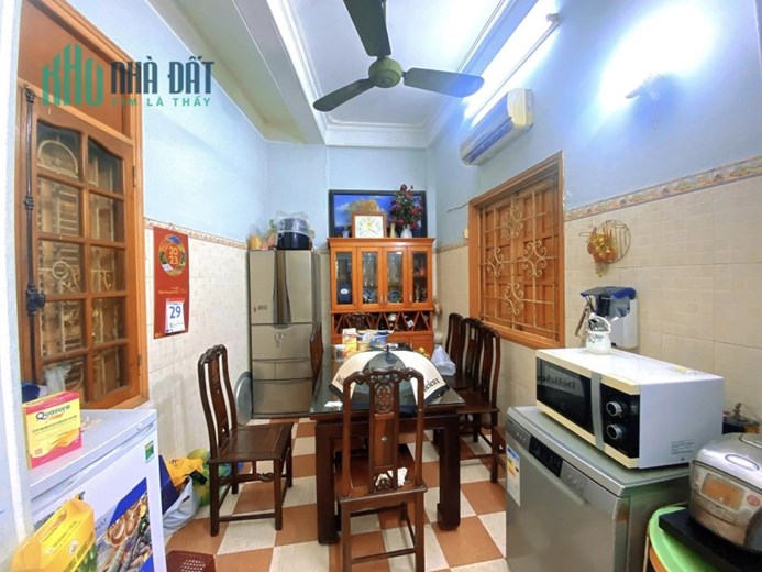 ⚜️ NHÀ MẶT PHỐ GIANG VĂN MINH, BA ĐÌNH 55M2 5T MT KHỦNG 16M, CHỈ 30.5 TỶ ⚜️