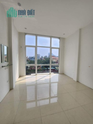 ⚜️ MẶT PHỐ LẠC LONG QUÂN, TÂY HỒ, 1 MẶT Ô TÔ TRÁNH, 40M2 5T MT 4M, Ở VÀ KD, 20.8 TỶ ⚜️