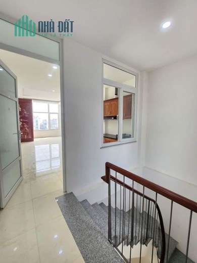 ⚜️ MẶT PHỐ LẠC LONG QUÂN, TÂY HỒ, 1 MẶT Ô TÔ TRÁNH, 40M2 5T MT 4M, Ở VÀ KD, 20.8 TỶ ⚜️