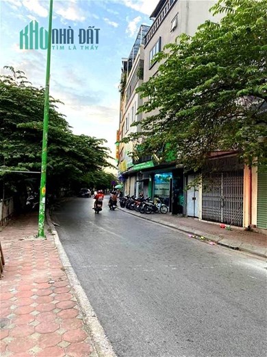 Bán Nhà Phố Đông Tác Quận Đống Đa. 57m Nhỉnh 15 Tỷ. Cam Kết Ảnh Thật Mô Tả Chính Xác. Chủ Thiện Chí
