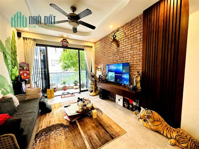 Bán Nhà Phố Mai Anh Tuấn Quận Đống Đa. Sổ 37m Thực Tế 50m Xây 5 Tầng Nhỉnh 16 Tỷ. Cam Kết Ảnh Thật