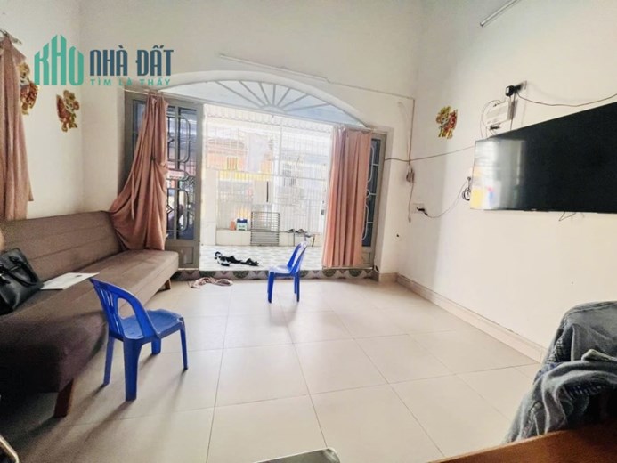 bán nhà diện tích lớn giá cực mềm - Đường số 49 60m 2lầu 5 x 12 giá 3.7 tỷ Hiệp Bình Chánh Thủ Đức
