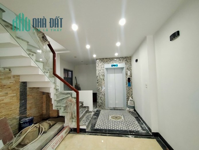 NGÔ GIA TỰ - NHÀ ĐẸP MỚI, 6 TẦNG - THANG MÁY - FULL NỘI THẤT ĐẸP - 2 MẶT NGÕ - VỈA HÈ MÊNH MÔNG ĐÁ