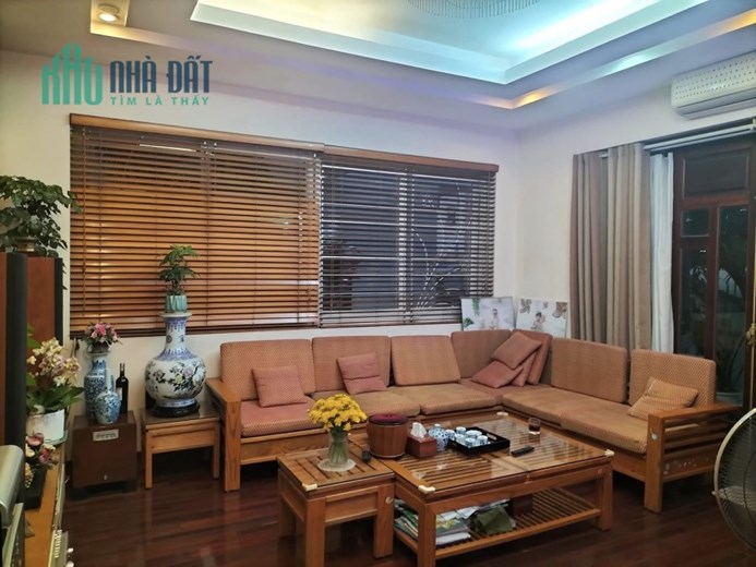 Bán căn góc phố Ngụy Như Kon Tum, ngõ phân lô ô tô tránh, DT42m2, MT4,2m.