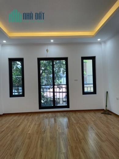 XUÂN ĐỈNH NHÀ ĐẸP 30M 5T 3 NGỦ GIÁ CHỈ 4.5 TỶ
