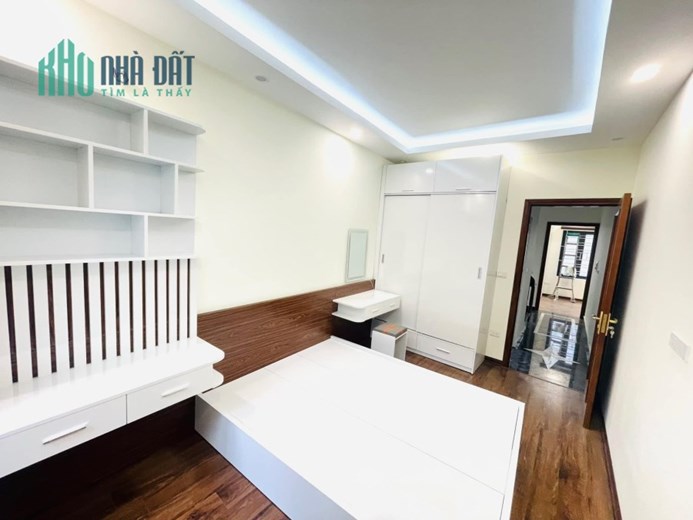 Nhà đẹp phố Yên Hòa, 51m chỉ 6,9 tỷ