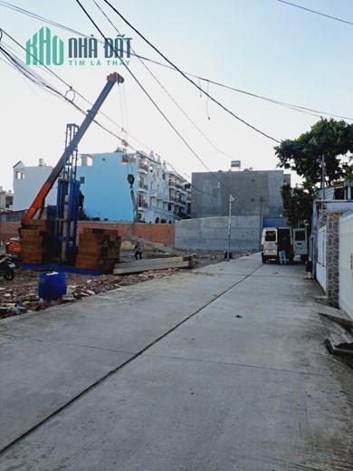 Bán đất đường Hương Lộ 2 Bình Tân 16x18 tổng 282 m2 tiện phân lô gần ngã tư Bốn Xã.