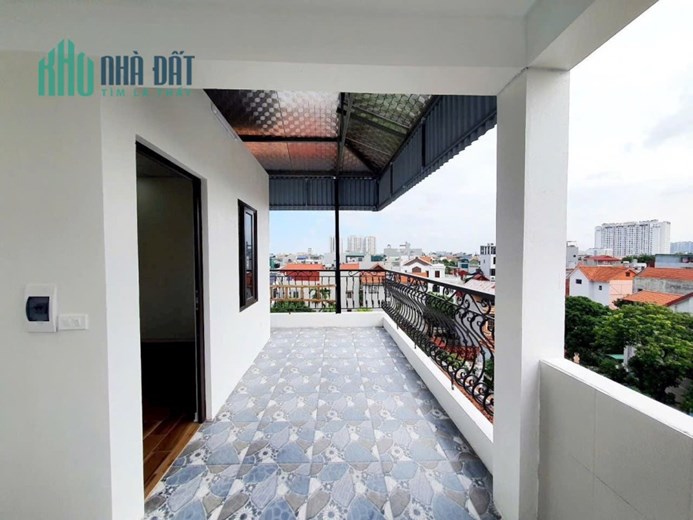 Siêu phẩm ô tô vào nhà, 2 mặt tiền rộng, có thể kinh doanh nhỏ, đường thông, ngõ 3m