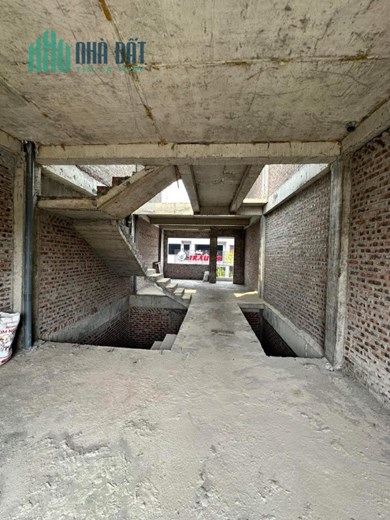 Bán nhà xây thô Vạn Cát, Tích Sơn, Vĩnh Yên Diện tích: 86m2 Giá : 4,7x tỷ.Liên hệ: 0986.454.393