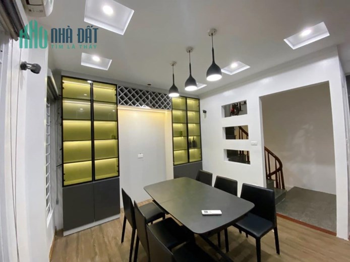 Bán nhà Kim giang 48m2 x5 tầng,ngõ oto,gần đường,giá 4,2 tỷ,sđcc