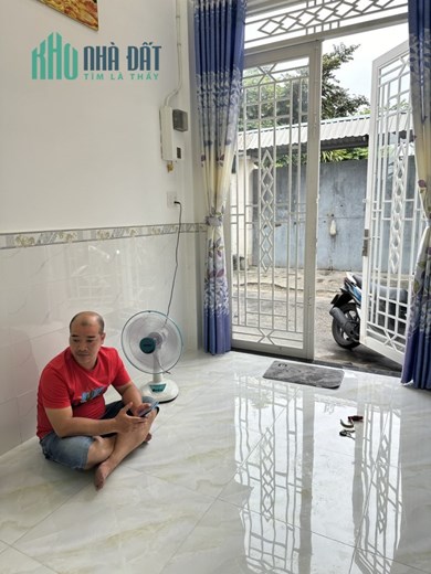Bán gấp nhà mặt tiền đừơng Nguyễn Sáng...Q. Tân Phú