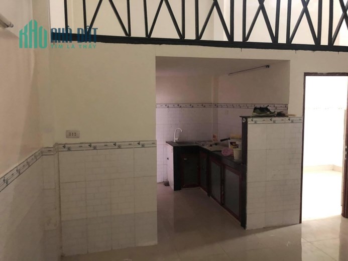Cho thue nhà nguyên căn hẻm ô tô - nguyên căn trệt lửng DTSD 66m 2 phòng 5.5tr