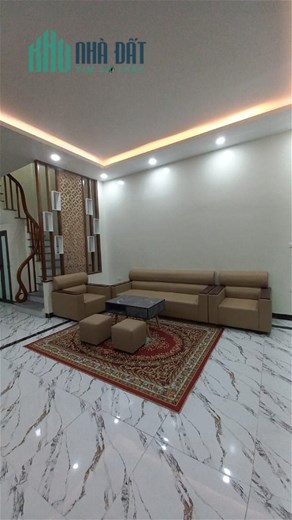Thạch Bàn Long Biên 35m2, mặt tiền 4m, pháp lý quy hoạch chuẩn.