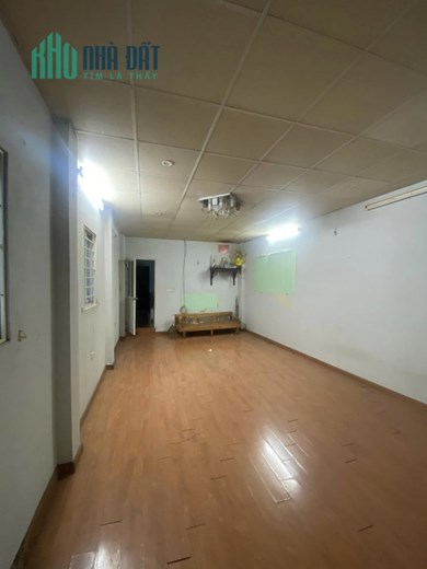 Bán nhà mặt phố Nguyễn Văn Cừ 163m², 3 tầng, MT 5.3m, giá 22 tỷ Long Biên Xem thoải mái miễn phí &