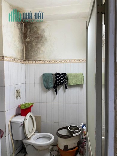 NHÀ BỀ NGANG KHỬNG. 10m. H3G. Cách ĐƯỜNG LỚN  TÔN THẤT THUYẾT P18 ..Q4 chỉ 15M. 43m2.  2 TẦNG.