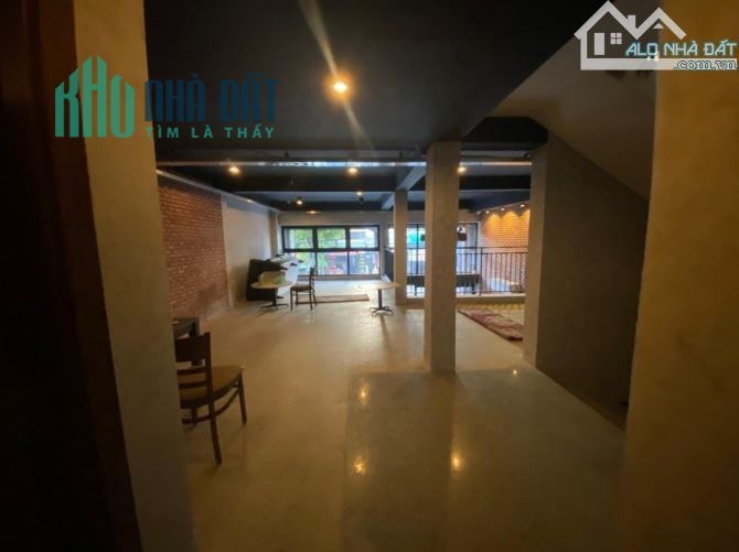 Bán nhà 5 tầng mặt tiền Ông Ích Khiêm,Hải Châu,Đà Nẵng