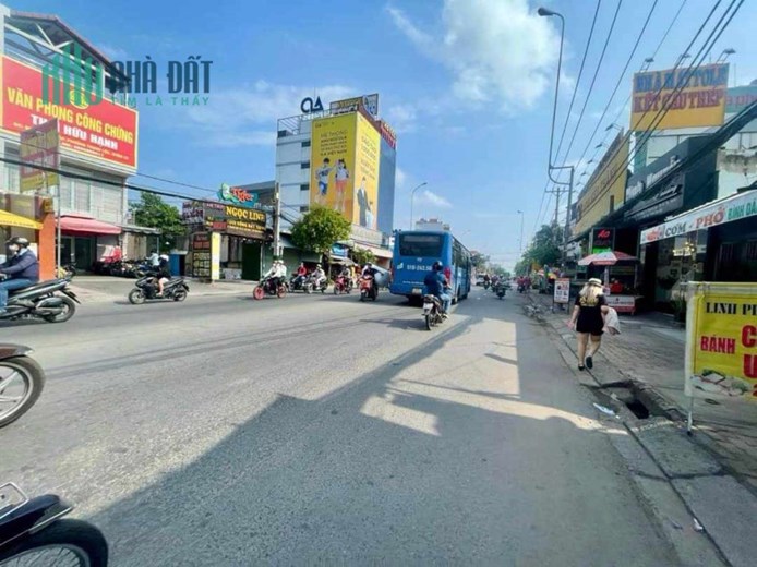 Mặt tiền khủng 6m hiếm, 110m2, nhà bán T1L, HXH Hà Huy Giáp, Quận 12