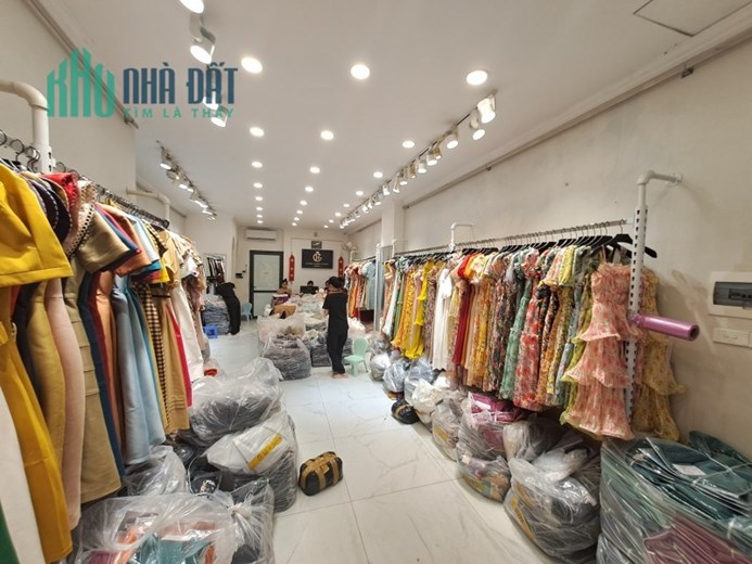 Cho Thuê Nhà Kinh doanh mặt phố Hàng Điếu, Hoàn Kiếm